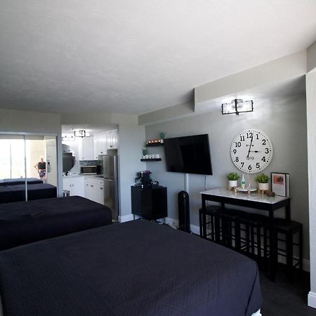 Modern Beach Condo-Daytona Beach Exterior photo